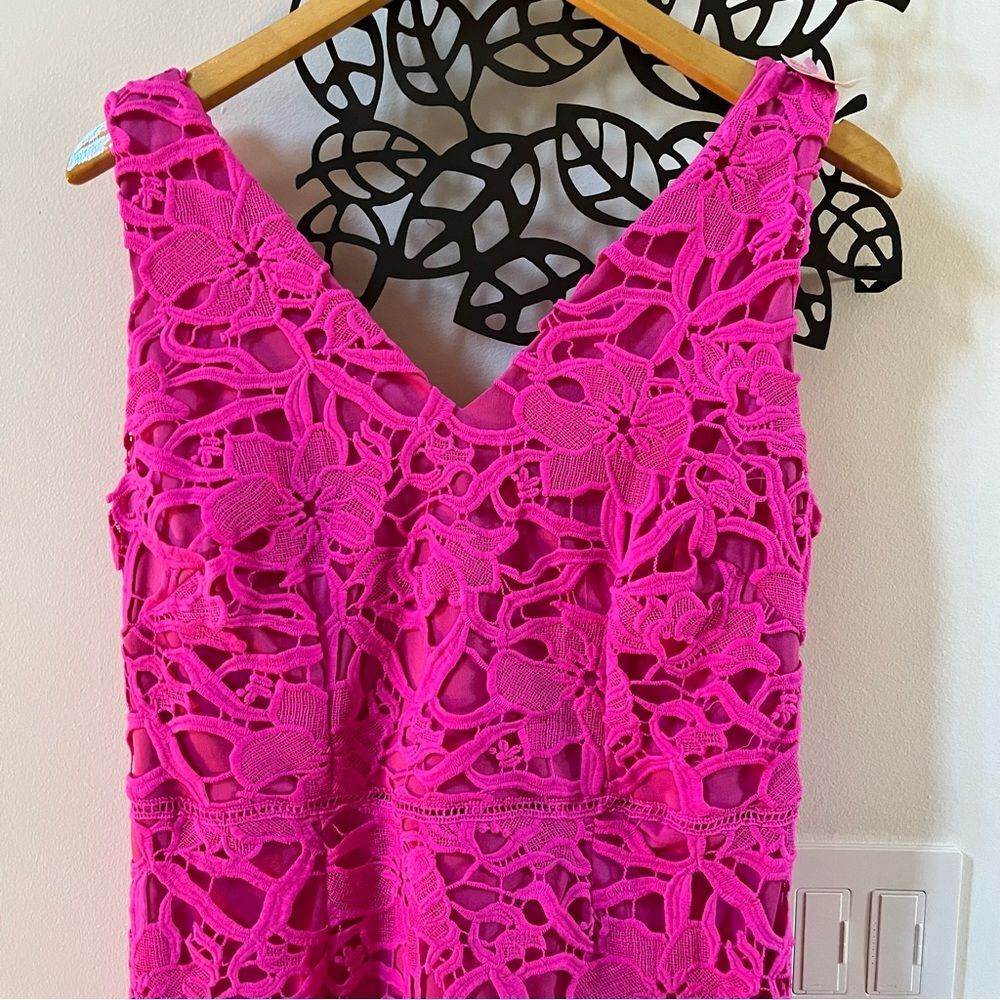 Alexia Admor Crotchet Lace Sheath Midi Dress in Hot Pink 10 NWOT - Picture 3 of 11